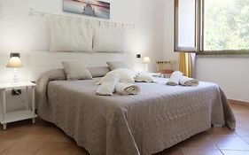 B&B La Vela Chia